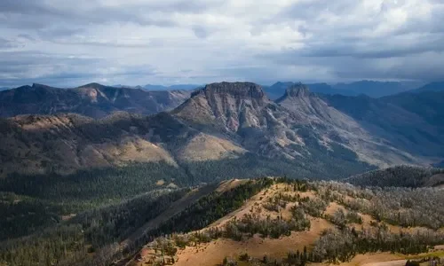 Spectacular Yellowstone Views from Avalanche Peak