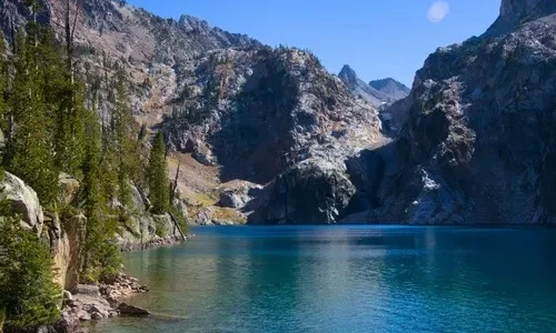 Beautiful Blue Goat Lake